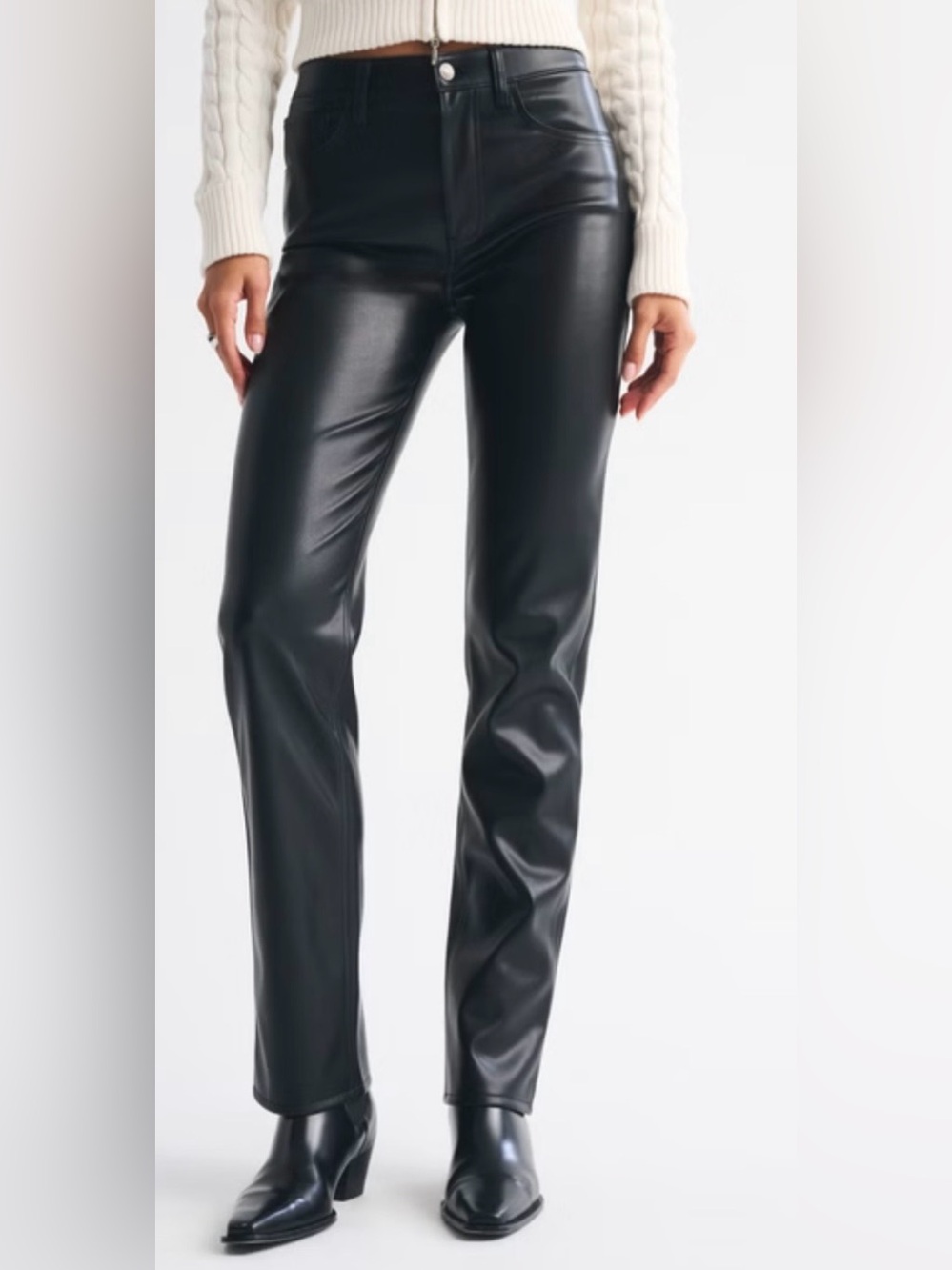 Abercrombie Fitch Women 27/4 90’s Straight Ultra High Rise Faux Leather Black